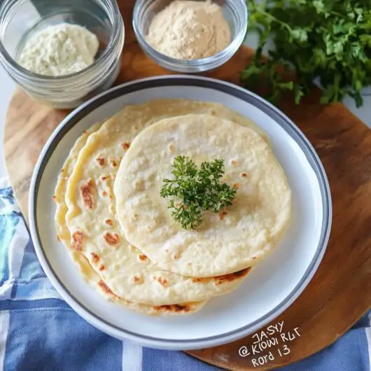 Easy Snacks Roti Easy Keto Roti Recipe: Low-Carb Flatbread for Every Meal