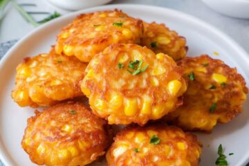 Easy cheesy corn fritters