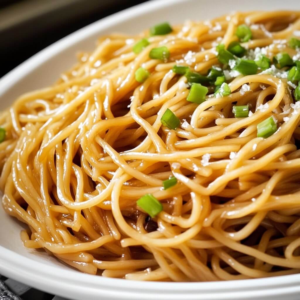 How to Make Flavorful Asian Garlic Noodles