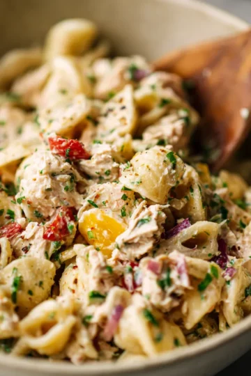 Creamy and Simple Easy Tuna Pasta Salad Recipe