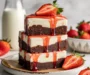 Keto Strawberry Cheesecake Brownies – The Low-Carb Dessert Everyone Loves